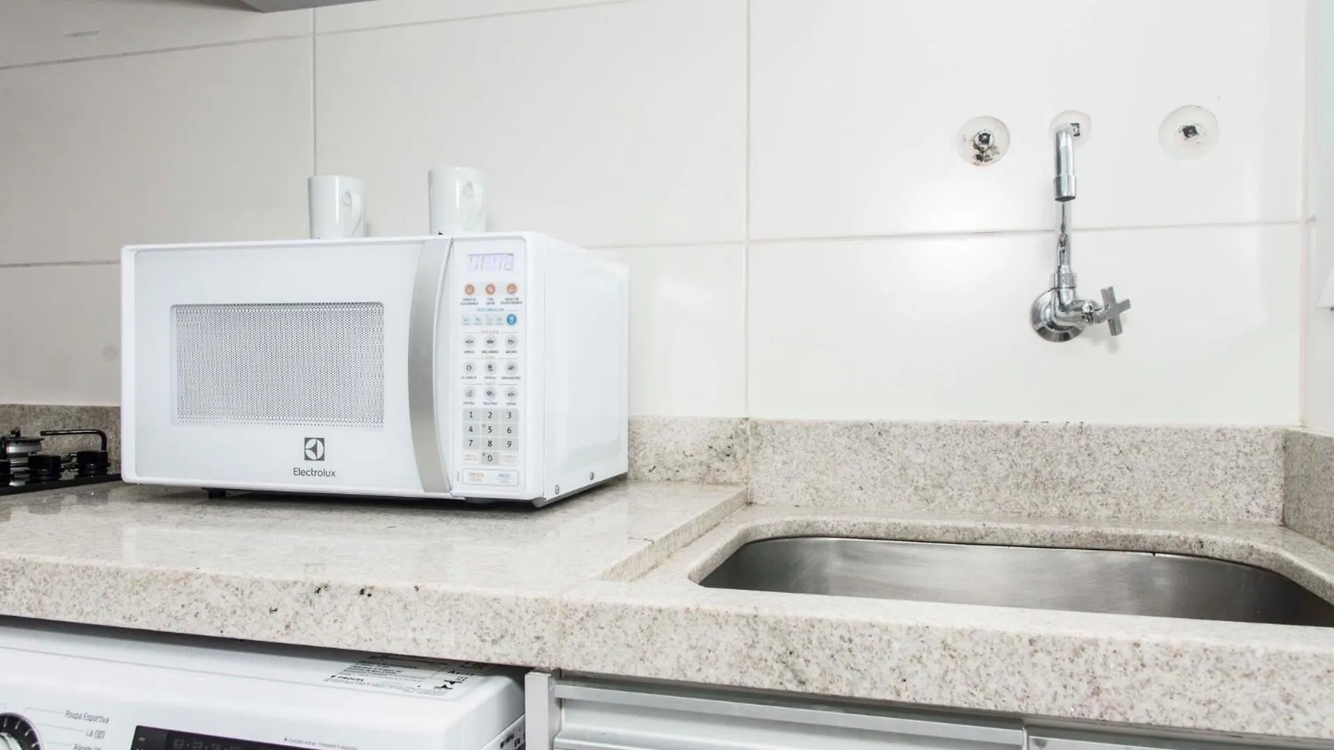 Apartamento Requintado 100M Da Praia Ing4306 Florianopolis 0*,  Brazil
